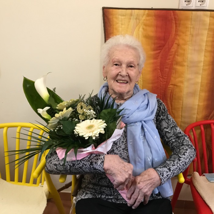 Andó Pálné köszöntése 90. születésnapja alkalmából