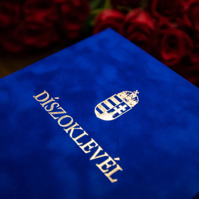 tájékoztató a pedagógus díszoklevelek iránti igénylés benyújtásának módjáról képe