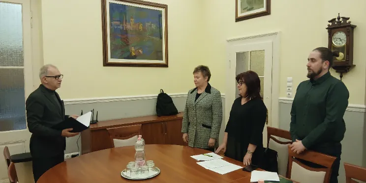 megalakult a választókerületi választási bizottság képe