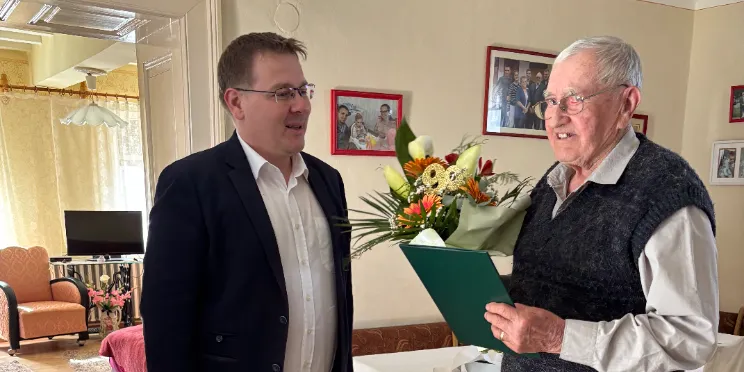 szaszák mihály köszöntése 90. születésnapja alkalmából képe